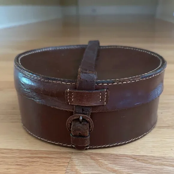 Antique Collar's Box - Picture 1 of 13